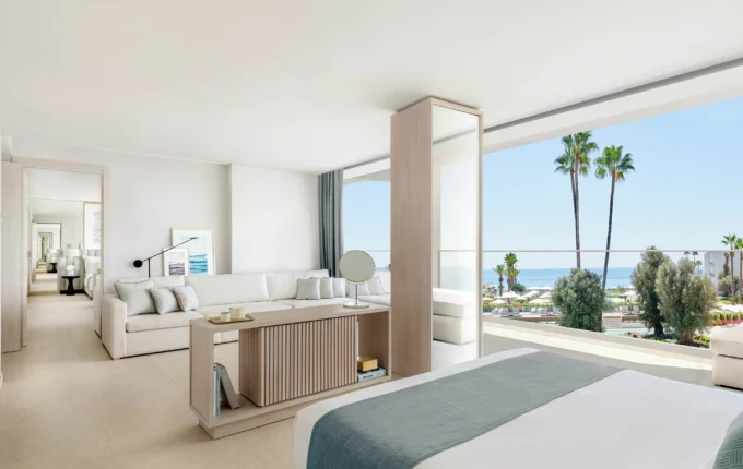 Ikos Andalusia Family Suite Sea View 01_2880x1920 (1)