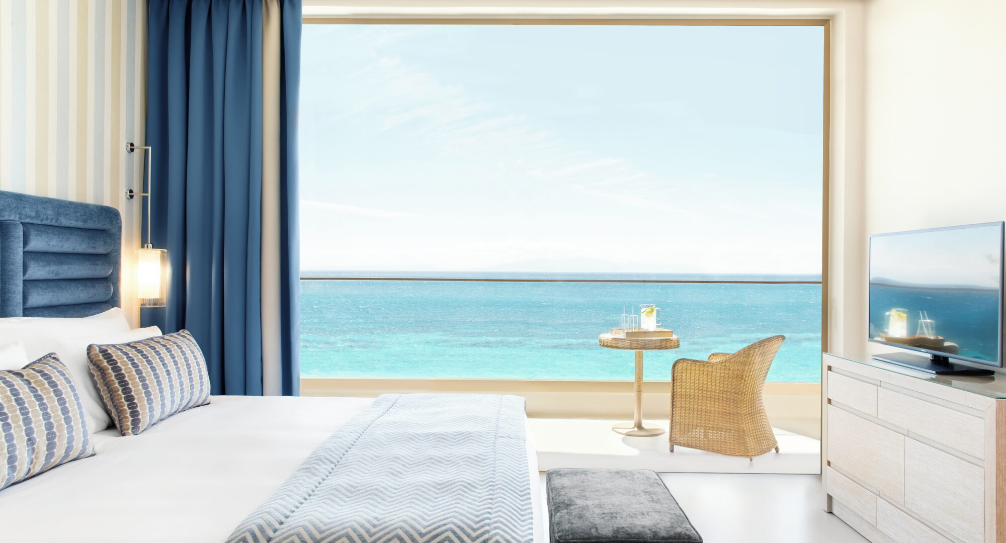 Ikos Oceania Superior Double Room Sea View_2880x1920