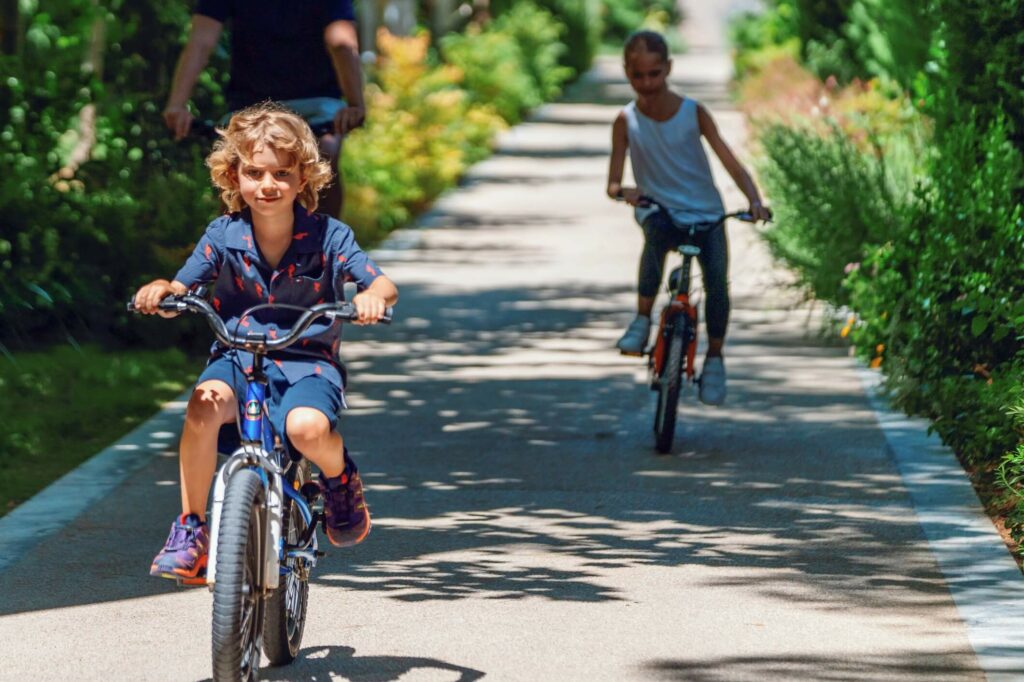 kids-biking-1