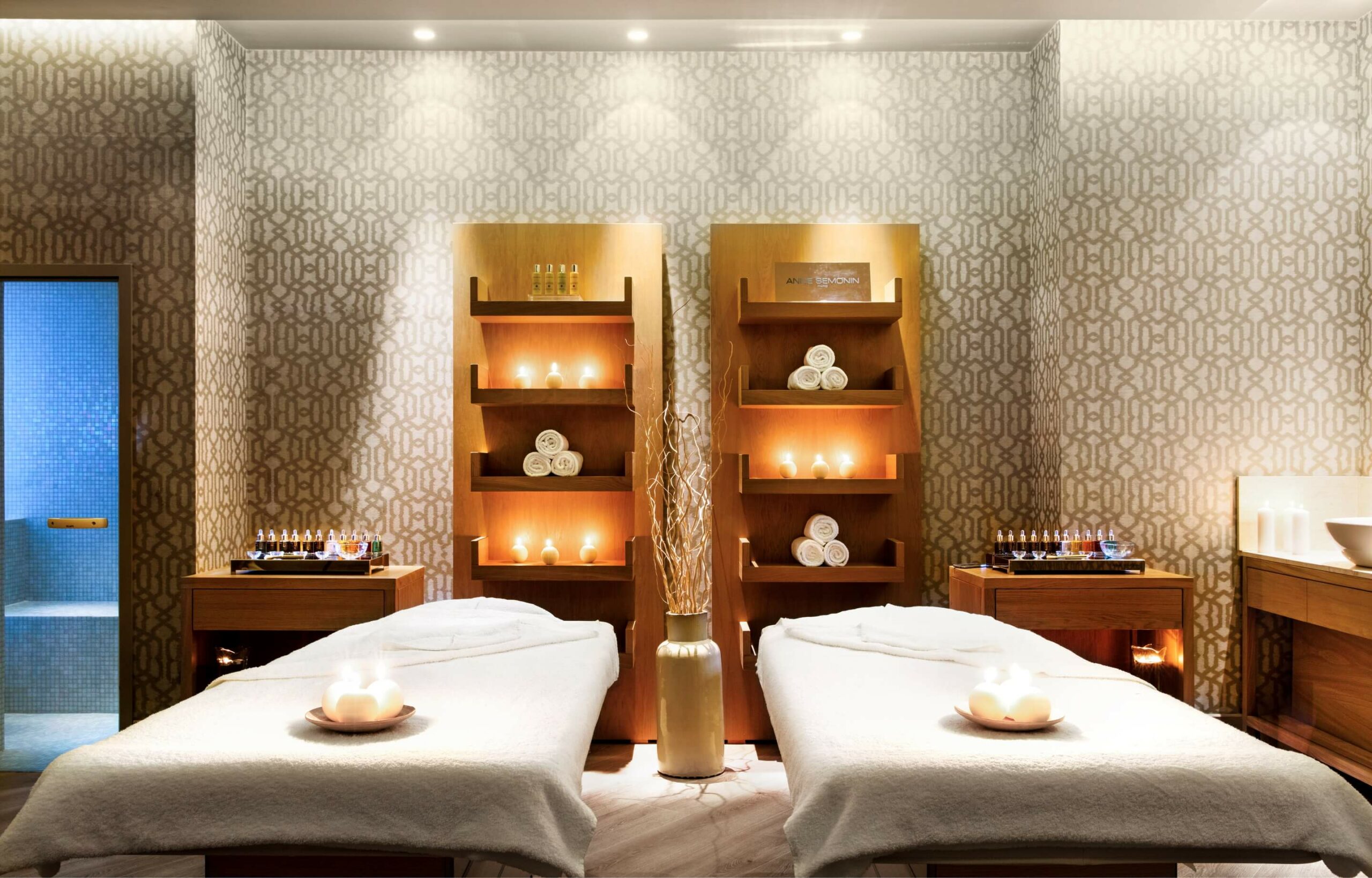 Ikos Oceania_Spa - Treatment Room_2880x1844