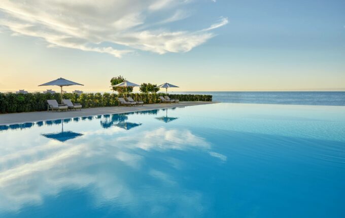 Ikos Andalusia _ Infinity Pool_2880x1920 (1)