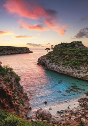 Sunrise at the Bay Cala des Moro