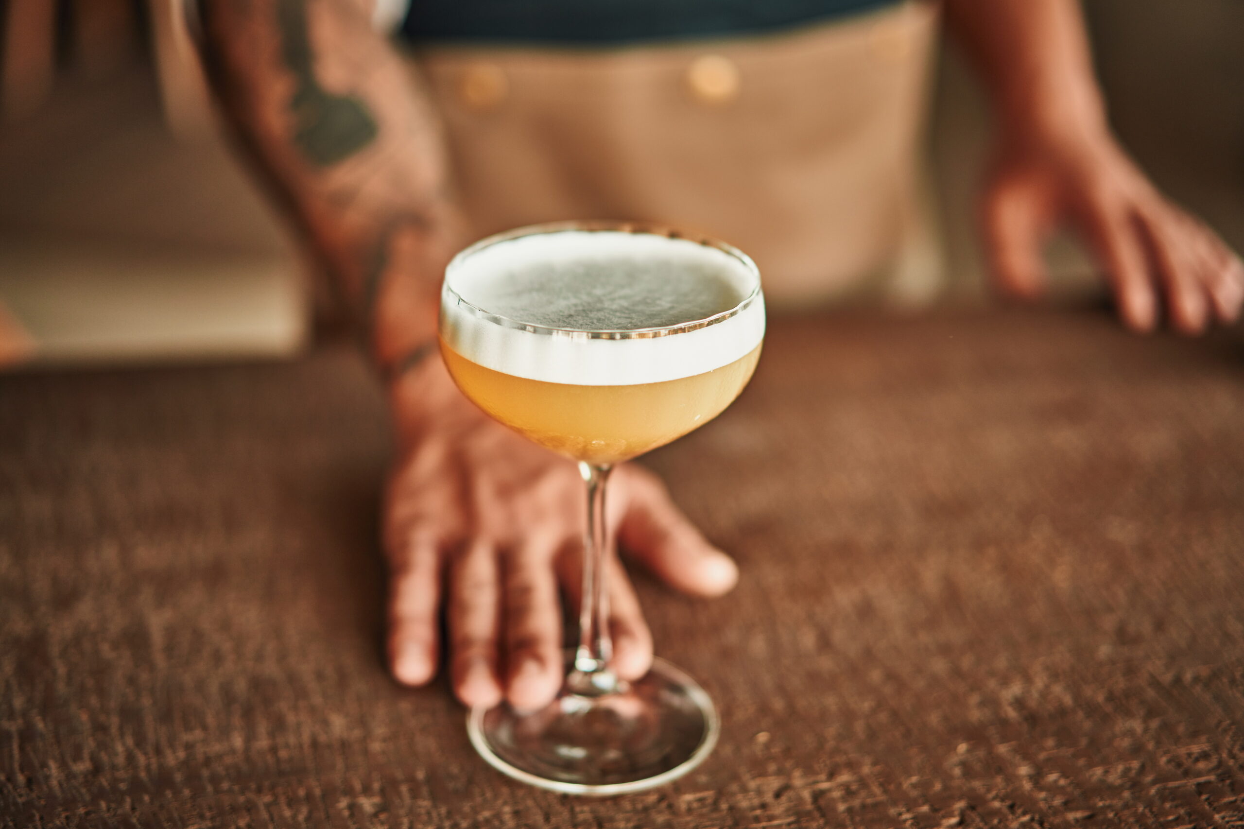 Ikos Resorts _ CocktailIKOS_Porto_Petro_Magic_Bar-4548_2880x1919