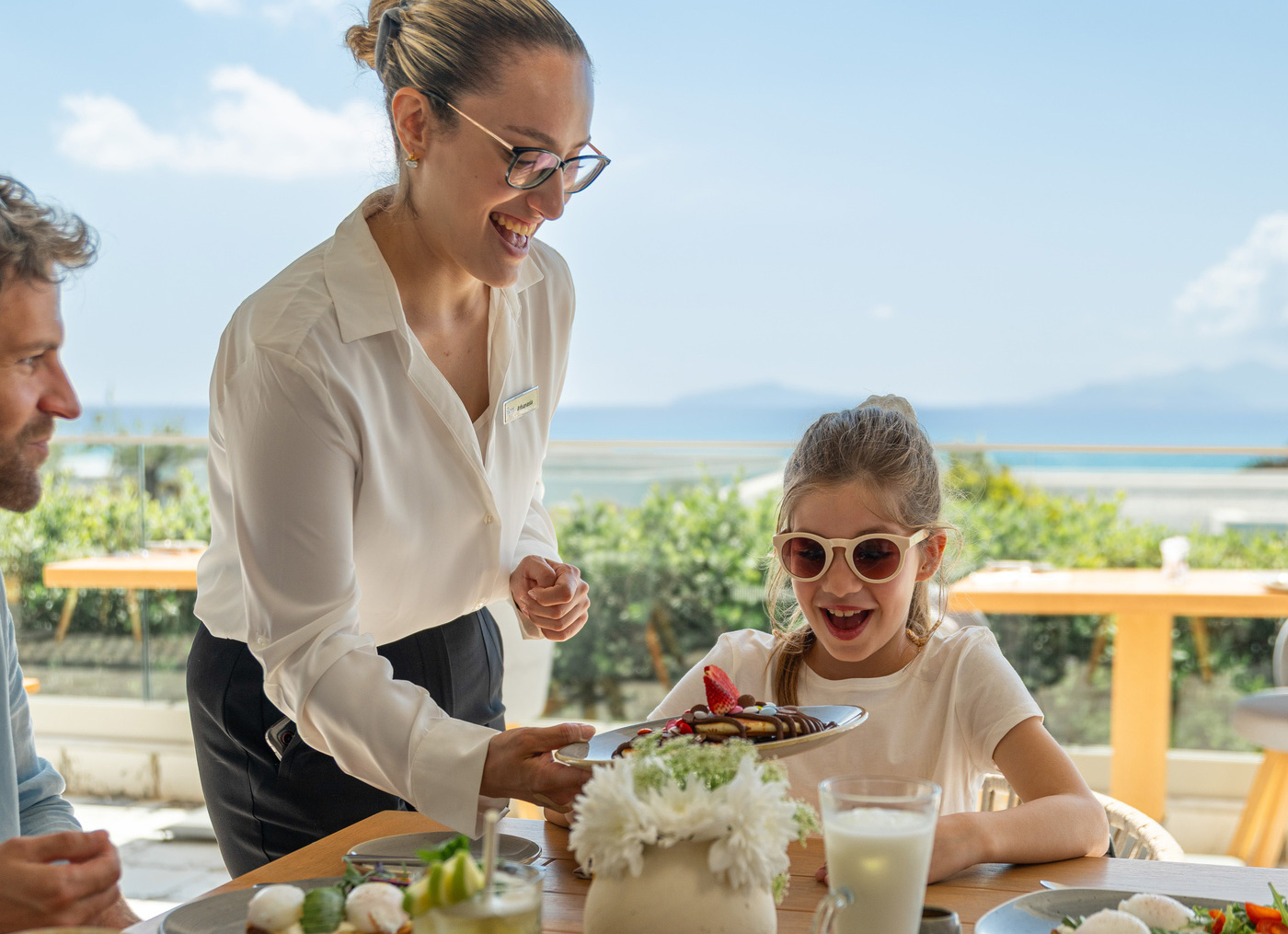 AMP9493_crop-offers_1400x2100