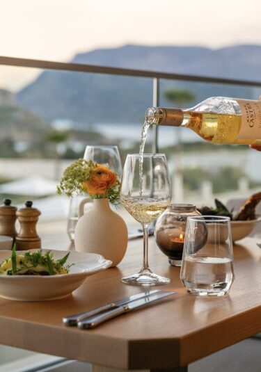ikos wines