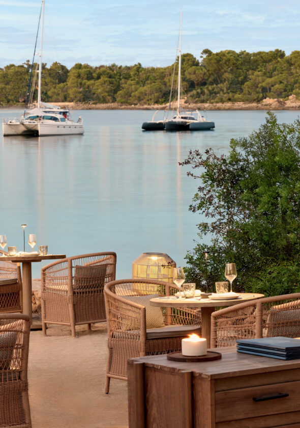 ikos deluxe collection