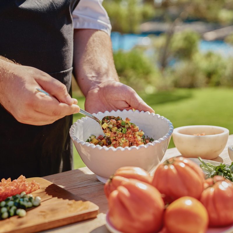 Ikos-Resorts-_-Chef-preparing-foodIKOS_Porto_Petro_Magic_Restaurant-2930_2880x1920-scaled.jpg